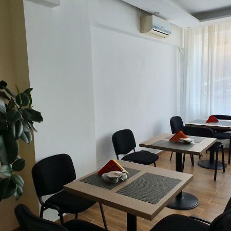 Tranzitrooms ブカレスト エクステリア 写真